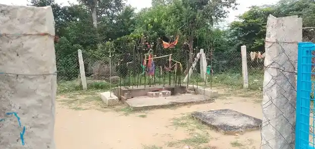 Arulmigu Ayyanar, Pathrakaaliyamman Temple, Aayingudi - 622102 அருள்மிகு அய்யனார்,பத்ரகாளியம்மன் திருக்கோயில், Aayingudi - 622102, Pudukkottai - Ancient Temple Architecture and History Image 7