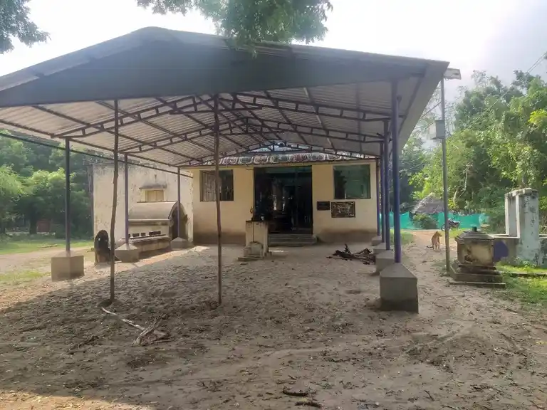 Arulmigu Ayyanar Pidari Mariyamman Temple, Pudhuthurai - 609106 அ/மி.அய்யனார், பிடாரி, மாரியம்மன் திருக்கோயில், Sirkazhi - 609106, Mayiladuthurai - Ancient Temple Architecture and History Image 5