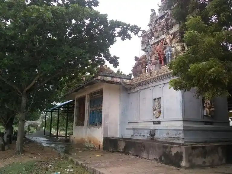 Arulmigu Ayyanar,Pidari,Nondiveeran Temple, Kattukudalur - 607302 அருள்மிகு அய்யனார்,பிடாரி, நொண்டிவீரன் திருக்கோயில், Kattukudalur - 607302, Cuddalore - Ancient Temple Architecture and History Image 9