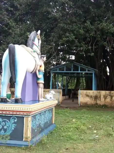 Arulmigu Ayyanar Pidari Temple, Puthagaram - 612202 அருள்மிகு அய்யனார், பிடாரி திருக்கோயில், Puthagaram - 612202, Thanjavur - Ancient Temple Architecture and History Image 2