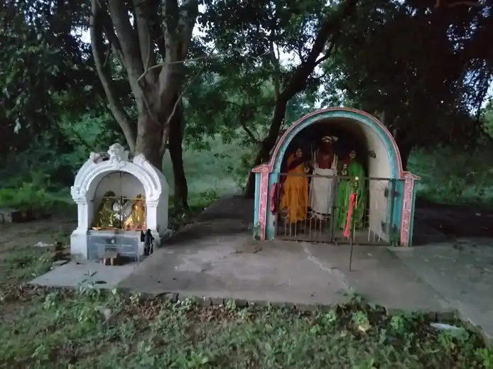 Arulmigu Ayyanar Pidari Vagaiyaratemple, Pazhianjianallur, Pazhianjianallur - 612202