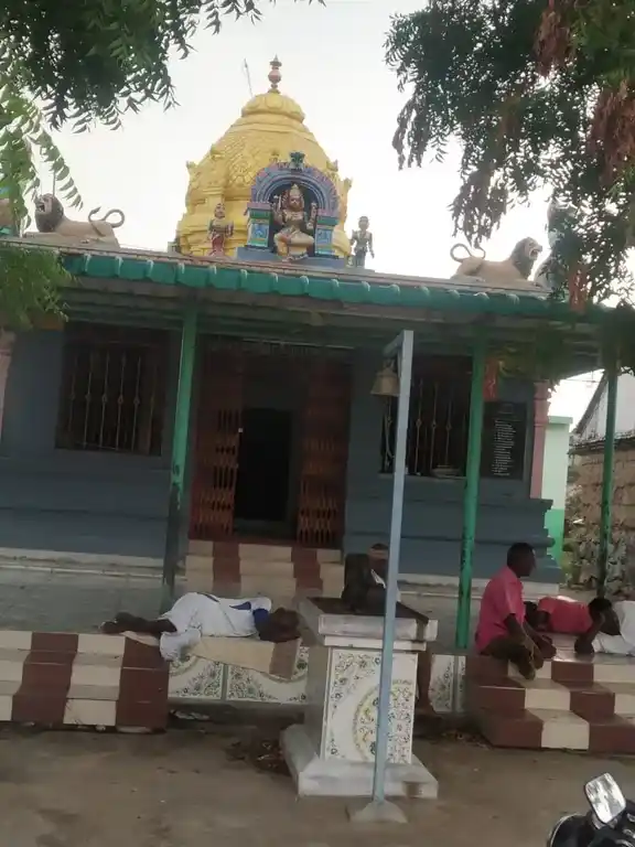 Arulmigu Ayyanar Pidariyamman Kambaperumal Temple, Manivilundhan - 636121 அருள்மிகு அய்யனார், பிடாரியம்மன், கம்ப பெருமாள் திருக்கோயில், Manivilundhan - 636121, Salem - Ancient Temple Architecture and History Image 2