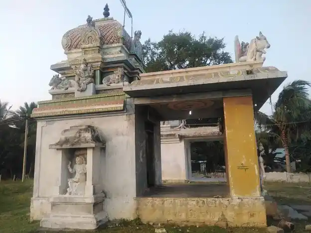 Arulmigu Ayyanar/Pillaiyar Temple, Maatthur - 622515 அருள்மிகு அய்யனார்/பிள்ளையார் திருக்கோயில், Maatthur - 622515, Pudukkottai - Ancient Temple Architecture and History Image 4