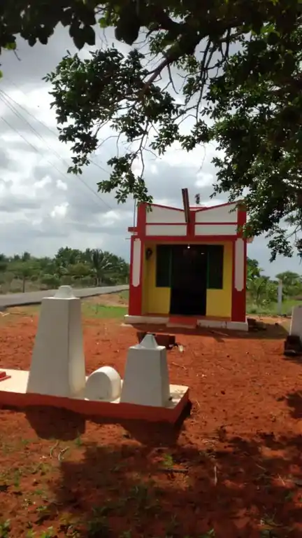 Arulmigu ayyanar Sastha Temple, Pandarapuram - 628704 அருள்மிகு அய்யனார் சாஸ்தா திருக்கோயில், பண்டாரபுரம் - 628704, Thoothukudi - Ancient Temple Architecture and History Image 3