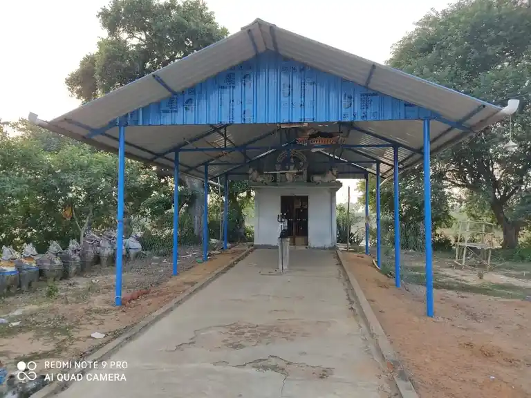 Arulmigu Ayyanar Tample, Anikuthichan, Ariyalur - 621803 Arulmigu Ayyanar Tample, Anikuthichan, Ariyalur - 621803, Ariyalur - Ancient Temple Architecture and History Image 3