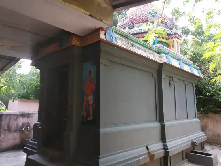 Arulmigu Ayyanar Temple, Aarapakkam, Sirkazhi - 609104 Temple