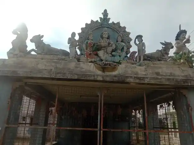 Arulmigu Ayyanar Temple, Adhinarayanapuram - 608801 அருள்மிகு அய்யனார் திருக்கோயில், Adhinarayanapuram - 608801, Cuddalore - Ancient Temple Architecture and History Image 4