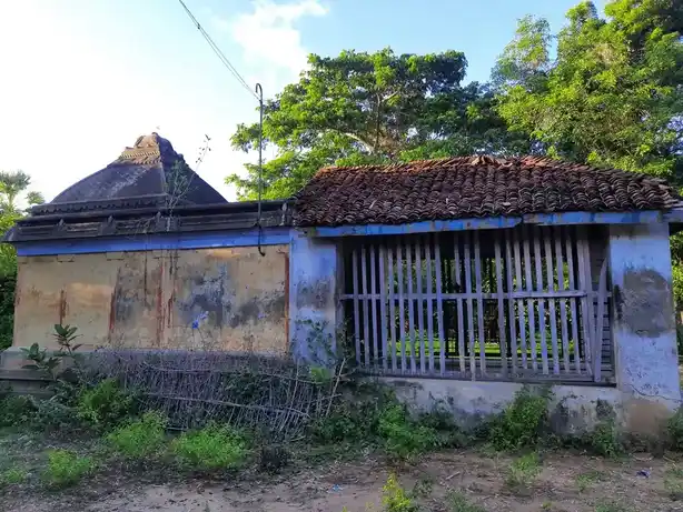 Arulmigu Ayyanar Temple, Agani, Agani - 609116 அருள்மிகு அய்யனார் திருக்கோயில், Agani, Sirkali - 609116, Mayiladuthurai - Ancient Temple Architecture and History Image 2