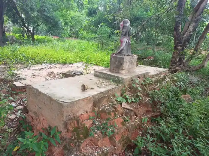 Arulmigu Ayyanar Temple, Alagapuram, Ariyalur - 608901 Arulmigu Ayyanar Temple, Alagapuram, Ariyalur - 608901, Ariyalur - Ancient Temple Architecture and History Image 2