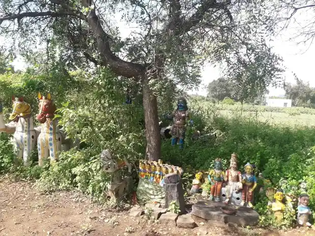 Arulmigu Ayyanar Temple, Alagapuri - 625501 அருள்மிகு அய்யனார் திருக்கோயில், Alagapuri - 625501, Madurai - Ancient Temple Architecture and History Image 2