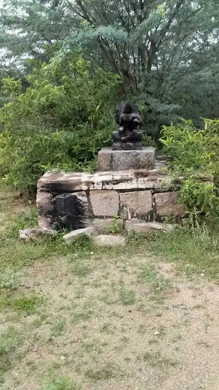 Arulmigu Ayyanar Temple, Alappalacheri - 625527 அய்யனார் திருக்கோயில், Alappalacheri - 625527, Madurai - Ancient Temple Architecture and History Image 5