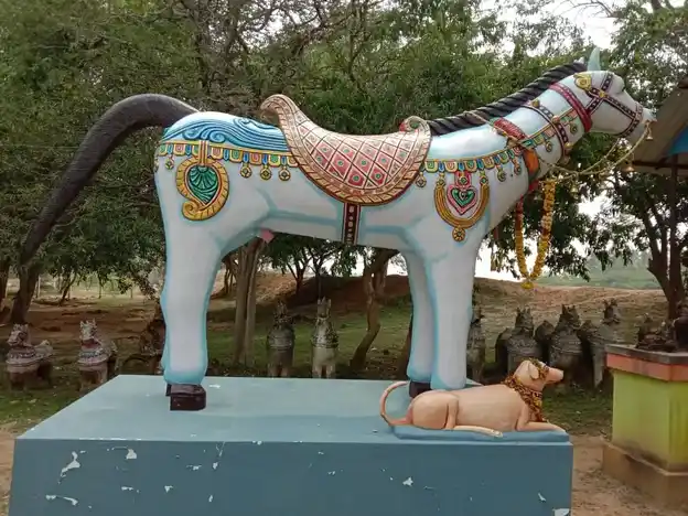 Arulmigu Ayyanar Temple, Angarayanalllur - 621802 அருள்மிகு அய்யனார் திருக்கோயில், Angarayanalllur - 621802, Ariyalur - Ancient Temple Architecture and History Image 4