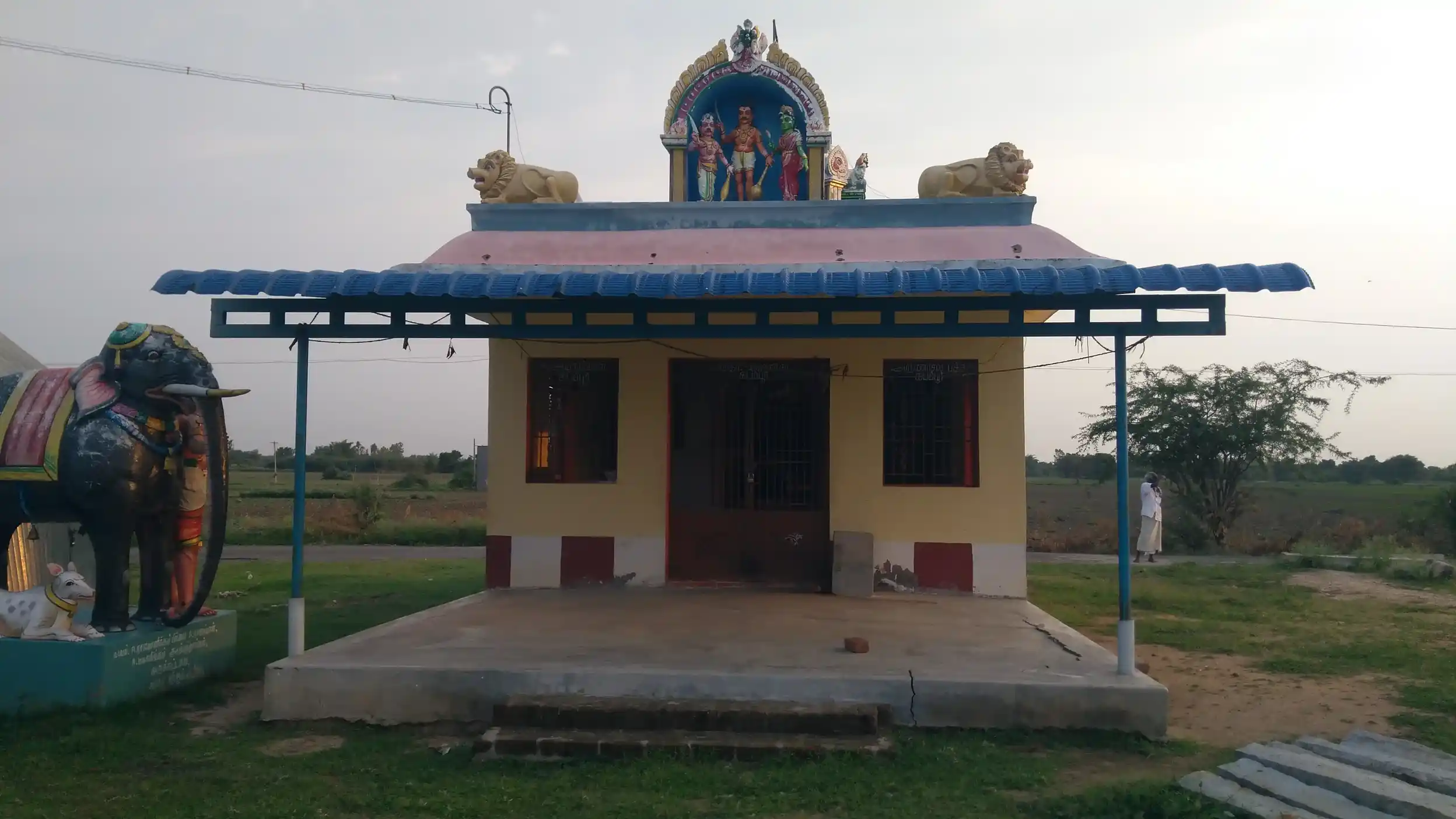 Arulmigu Ayyanar Temple, Arakkattalai - 621701 Temple