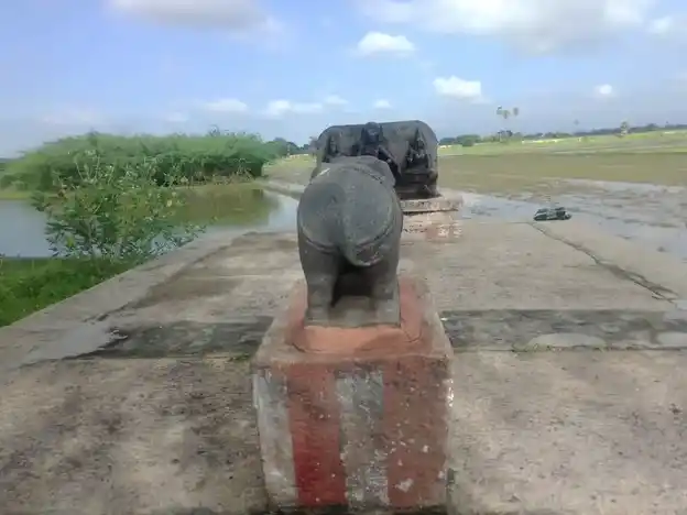 Arulmigu Ayyanar Temple, Arumbanur - 625104 அய்யனார் கோயில், Arumbanur - 625104, Madurai - Ancient Temple Architecture and History Image 4