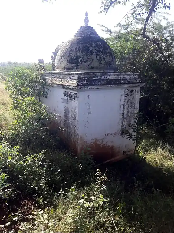 Arulmigu Ayyanar Temple, Athanur - 625501