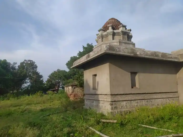 Arulmigu Ayyanar Temple, Ayikudi - 621115 அருள்மிகு அய்யனார் மாரியம்மன் திருக்கோயில், Ayikudi - 621115, Perambalur - Ancient Temple Architecture and History Image 3