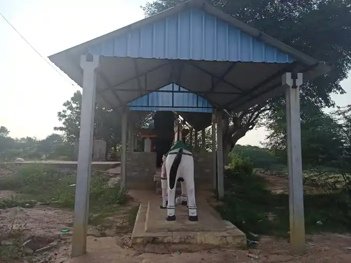 Arulmigu Ayyanar Temple, Ayuthakalam - 621901 அருள்மிகு அய்யனார் திருக்கோயில், Ayuthakalam - 621901, Ariyalur - Ancient Temple Architecture and History Image 2