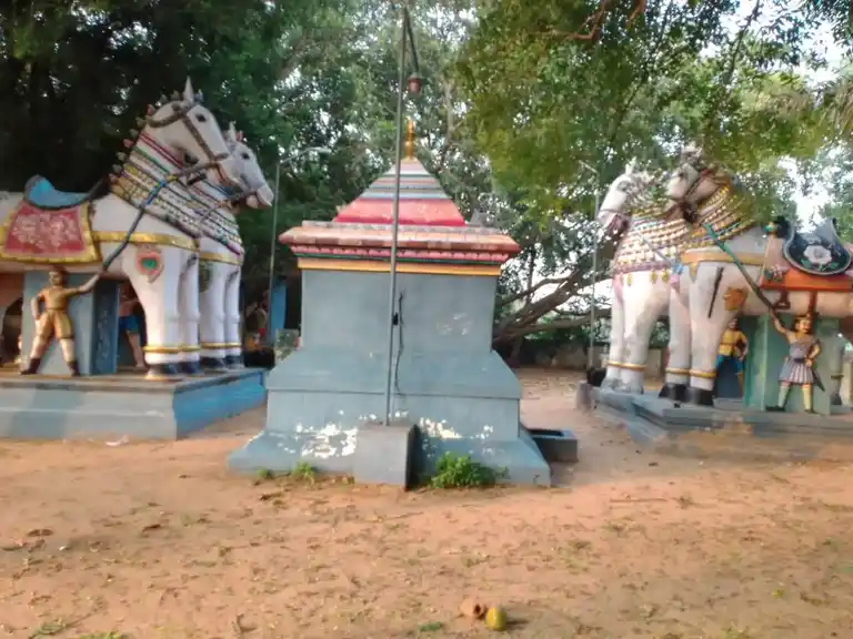 Arulmigu Ayyanar Temple, Ellanthampattu - 607106 அருள்மிகு அய்யனார் திருக்கோயில், Ellanthampattu - 607106, Cuddalore - Ancient Temple Architecture and History Image 5