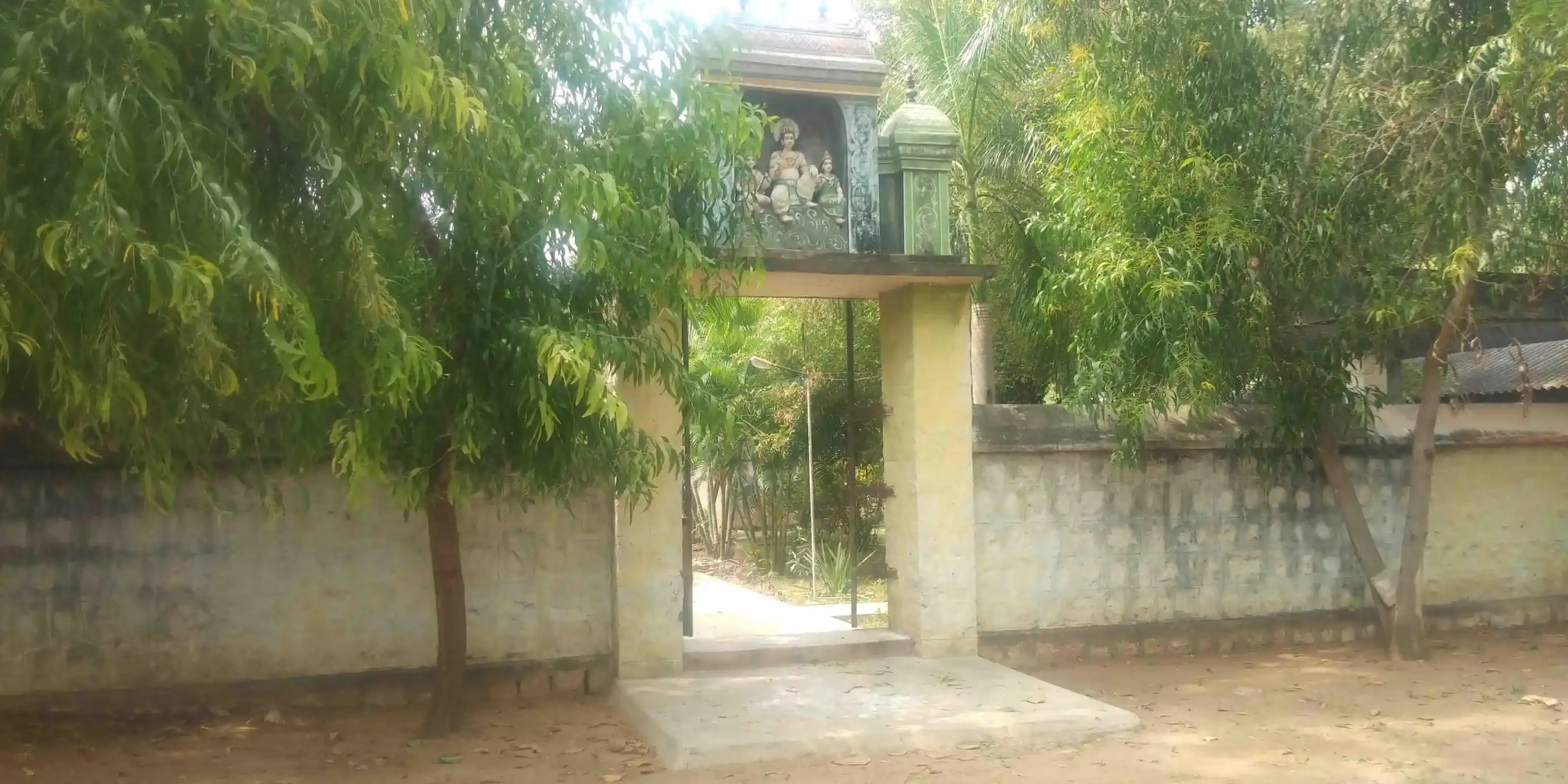 Arulmigu Ayyanar Temple, Ettarai - 639103