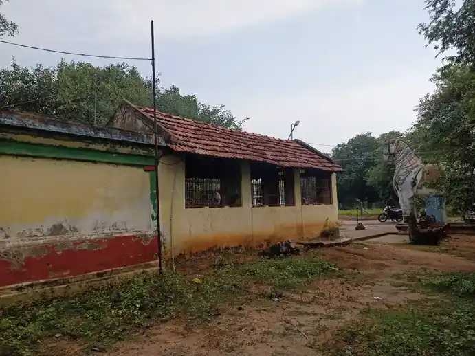 Arulmigu Ayyanar Temple, Ilaiyaperumalnallur - 612903 அருள்மிகு அய்யனார் திருக்கோயில், Ilaiyaperumalnallur - 612903, Ariyalur - Ancient Temple Architecture and History Image 2