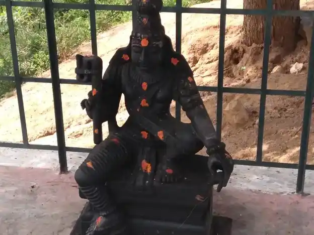 Arulmigu Ayyanar Temple, J.Alangulam - 625514 அருள்மிகு அய்யனார் திருக்கோயில், J.Alangulam, J.Alangulam - 625514, Madurai - Ancient Temple Architecture and History Image 2