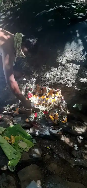 Arulmigu Ayyanar Temple, Jothilnykknur - 625514 அருள்மிகு. அய்யனார் திருக்கோயில், Jothilnykknur - 625514, Madurai - Ancient Temple Architecture and History Image 4