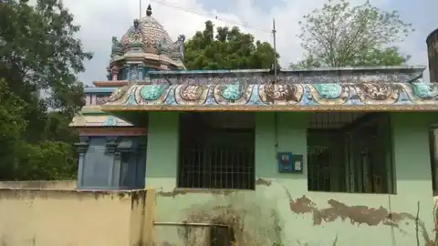 Arulmigu Ayyanar Temple, Kadakkam - 609314 அருள்மிகு ஐயனார் திருக்கோயில், -, கடக்கம் - 609314, Mayiladuthurai - Ancient Temple Architecture and History Image 2