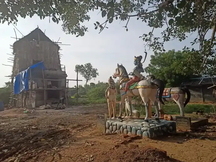 Arulmigu Ayyanar Temple, Kadaramkondan - 621901 அருள்மிகு அய்யனார் திருக்கோயில், கடாரம்கொண்டான் - 621901, Ariyalur - Ancient Temple Architecture and History Image 3