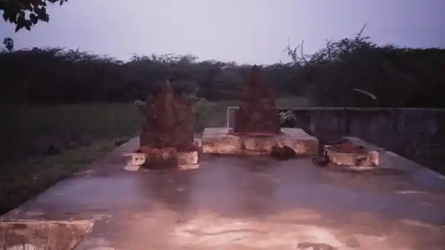 Arulmigu Ayyanar Temple, Kalimangalam - 625020