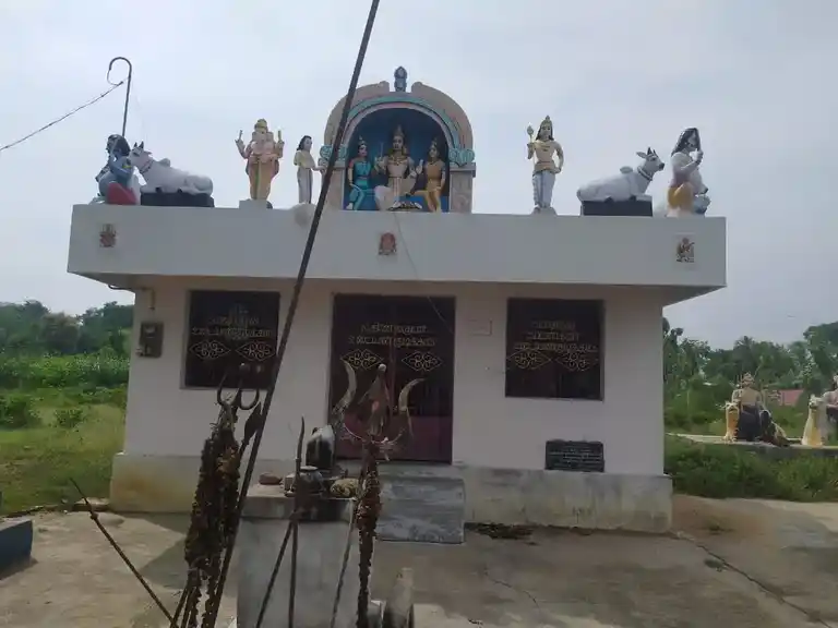 Arulmigu Ayyanar Temple, Kallampudur - 621717