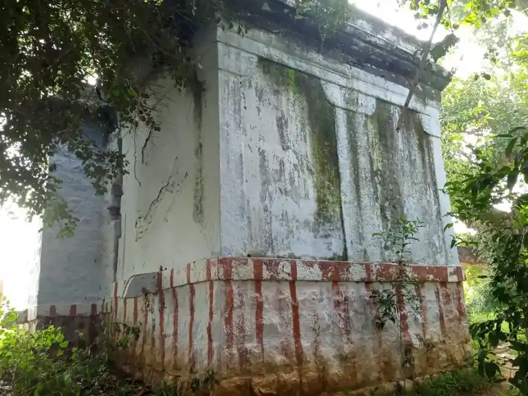 Arulmigu Ayyanar Temple, Kallanai, Kallanai - 625501 அருள்மிகு அய்யனார் திருக்கோயில், Kallanai, Kallanai - 625501, Madurai - Ancient Temple Architecture and History Image 4