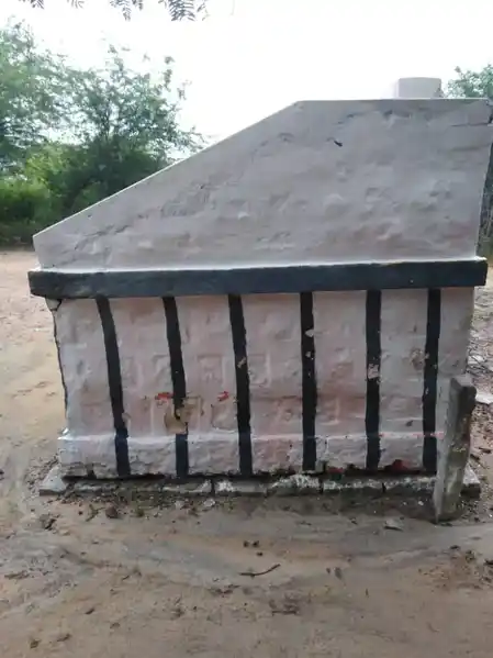 Arulmigu Ayyanar Temple, Kalunkumadai - 623538 அருள்மிகு. அய்யனார் திருக்கோயில், Kalunkumadai - 623538, Ramanathapuram - Ancient Temple Architecture and History Image 3