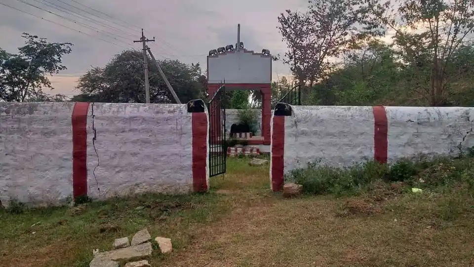 Arulmigu Ayyanar Temple, Kannanur - 625532