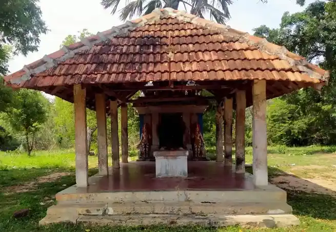 Arulmigu Ayyanar Temple, Kannathankudi - 614625 அருள்மிகு அய்யனார் திருக்கோயில், Kannathankudi - 614625, Thanjavur - Ancient Temple Architecture and History Image 2