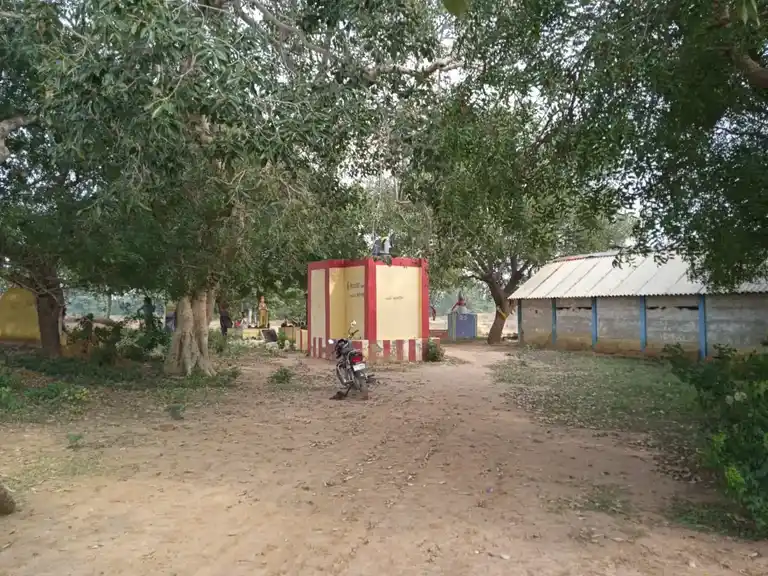 Arulmigu Ayyanar Temple, Karaikuruchi - 612904 அருள்மிகு அய்யனார் திருக்கோயில், Karaikuruchi - 612904, Ariyalur - Ancient Temple Architecture and History Image 2