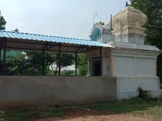 Arulmigu Ayyanar Temple, Karuppur - 612203 அருள்மிகு அய்யனார் திருக்கோயில், கருப்பூர் - 612203, Mayiladuthurai - Ancient Temple Architecture and History Image 3