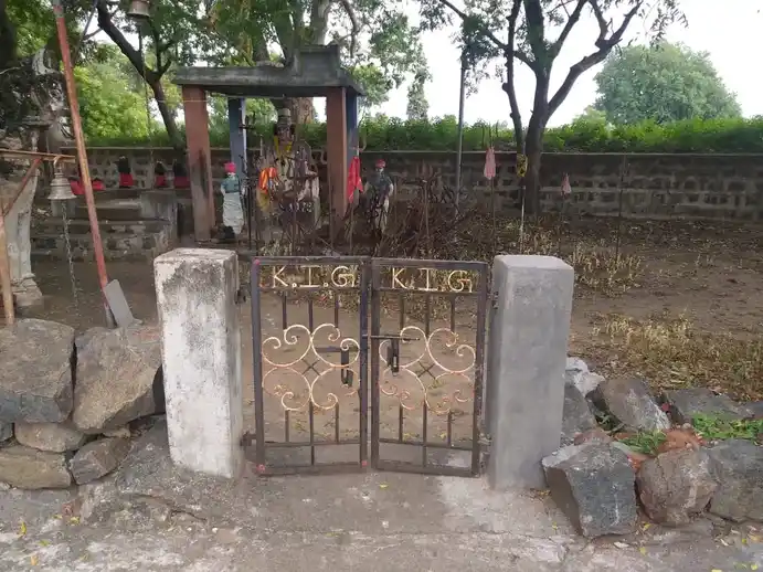 Arulmigu Ayyanar Temple, Kavarpanai - 636116 அருள்மிகு அய்யனார் திருக்கோயில், Kavarpanai - 636116, Salem - Ancient Temple Architecture and History Image 3