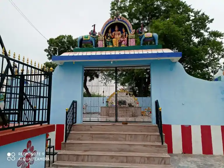 Arulmigu Ayyanar Temple, Kelanesaneri - 625706 Arulmigu Ayyanar Temple, Kelanesaneri - 625706, Madurai - Ancient Temple Architecture and History Image 4