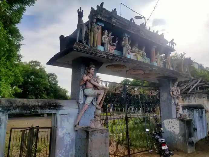 Arulmigu Ayyanar Temple, Kelaperambalur - 621716 அருள்மிகு அய்யனார் திருக்கோயில்,  - 621716, Perambalur - Ancient Temple Architecture and History Image 2