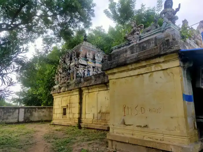 Arulmigu Ayyanar Temple, Kelaperambalur - 621716 அருள்மிகு அய்யனார் திருக்கோயில்,  - 621716, Perambalur - Ancient Temple Architecture and History Image 3