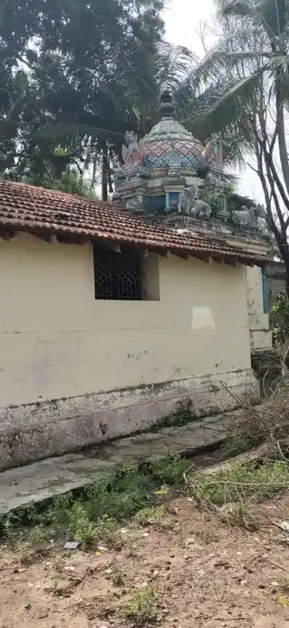 Arulmigu Ayyanar Temple, Kiliyanur - 609404 Arulmigu Ayyanar Temple, Kiliyanur - 609404, Mayiladuthurai - Ancient Temple Architecture and History Image 3
