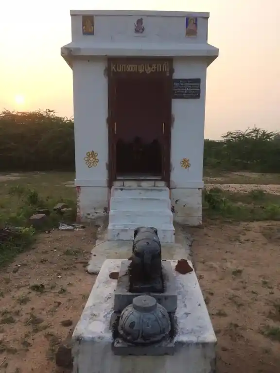 Arulmigu Ayyanar Temple, Kombadi - 625022 அய்யனார் திருக்கோயில், Kombadi - 625022, Madurai - Ancient Temple Architecture and History Image 3