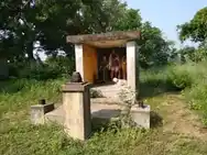 Arulmigu Ayyanar Temple, Koonthaloor - 609501 அருள்மிகு அய்யனார் திருக்கோயில், கூந்தலூர் - 609501, Thiruvarur - Ancient Temple Architecture and History Image 4