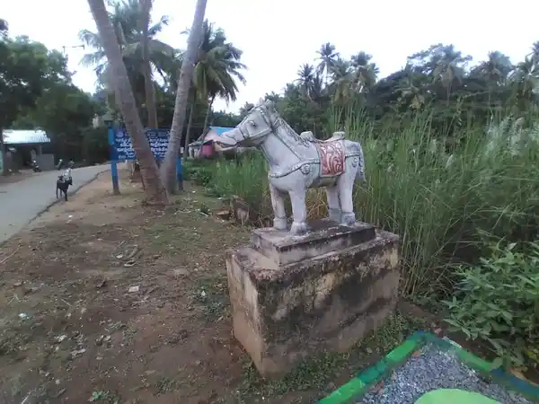 Arulmigu Ayyanar Temple, Krishnapuram - 612401 அருள்மிகு அய்யனார் திருக்கோயில், Krishnapuram - 612401, Thanjavur - Ancient Temple Architecture and History Image 4