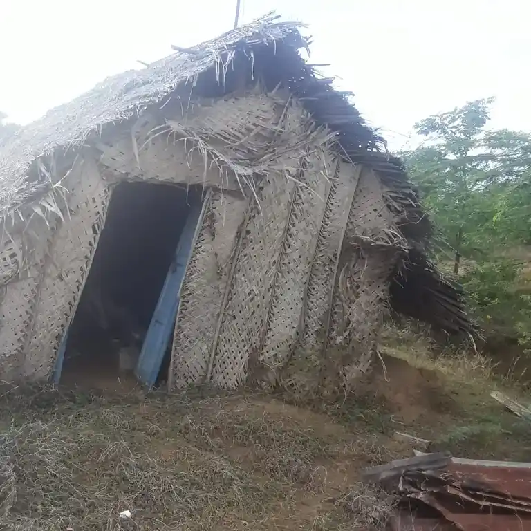 Arulmigu Ayyanar Temple, Ksiruvanur, Ksiruvanur - 630607 அருள்மிகு அய்யனார் திருக்கோயில், Ksiruvanur, Ksiruvanur - 630607, Sivagangai - Ancient Temple Architecture and History Image 3