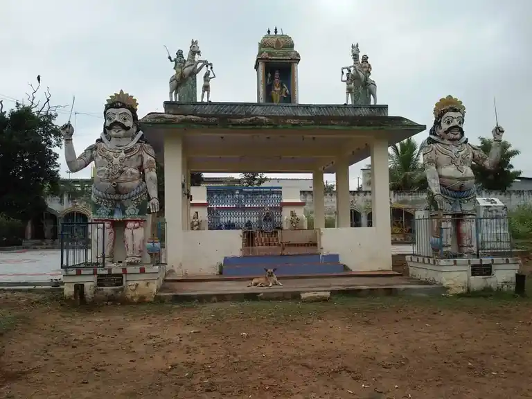 Arulmigu Ayyanar Temple, Kumarapatti - 621306 Arulmigu Ayyanar Temple, Kumarapatti - 621306, Thiruchirappalli - Ancient Temple Architecture and History Image 2