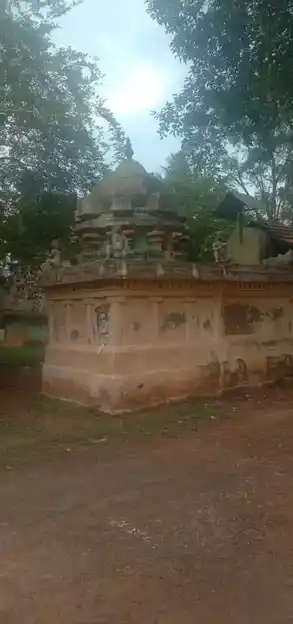 Arulmigu Ayyanar Temple, Mathakaram - 612804 அருள்மிகு அய்யனார் திருக்கோயில், Mathakaram - 612804, Thiruvarur - Ancient Temple Architecture and History Image 4