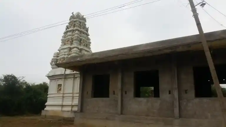 Arulmigu Ayyanar Temple, Mela Arasarkulam - 614616 அருள்மிகு அய்யனார் திருக்கோயில், Mela Arasarkulam - 614616, Pudukkottai - Ancient Temple Architecture and History Image 2