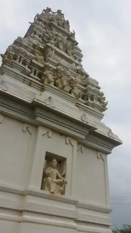 Arulmigu Ayyanar Temple, Mela Arasarkulam - 614616 அருள்மிகு அய்யனார் திருக்கோயில், Mela Arasarkulam - 614616, Pudukkottai - Ancient Temple Architecture and History Image 3