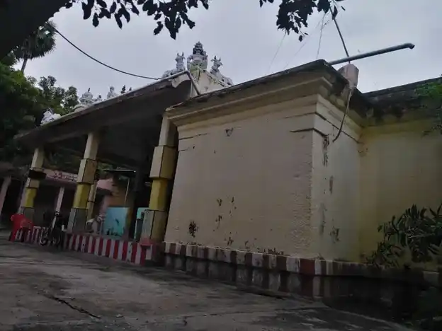 Arulmigu Ayyanar Temple, Melakkal - 625234 அருள்மிகு அய்யனார் திருக்கோயில், Melakkal - 625234, Madurai - Ancient Temple Architecture and History Image 2